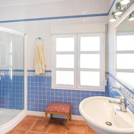 6 Bedroom Beautiful In Holiday home Huelva